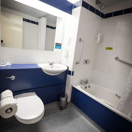 Travelodge Dublin Airport North 'swords' فندق سوردْسْ