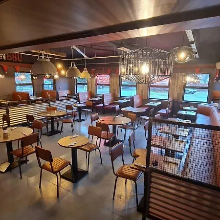 酒店 都柏林机场北索兹旅游宾馆 3*