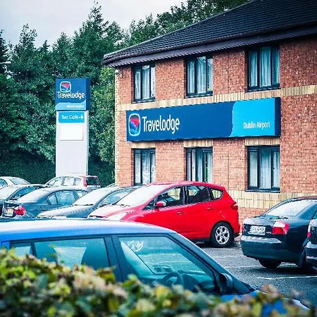 Travelodge Dublin Airport North 'swords' فندق 3*