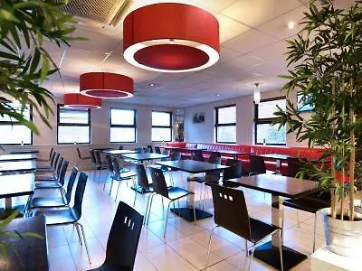 فندق Travelodge Dublin Airport North 'swords' سوردْسْ