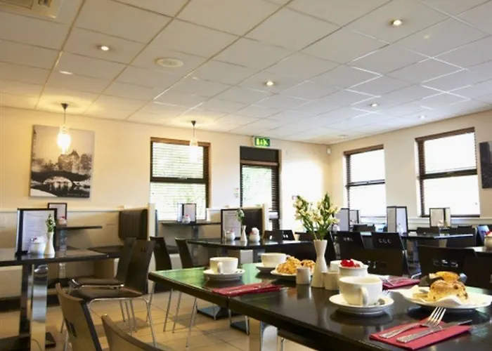 Travelodge Dublin Airport North 'swords' Hotel 3*