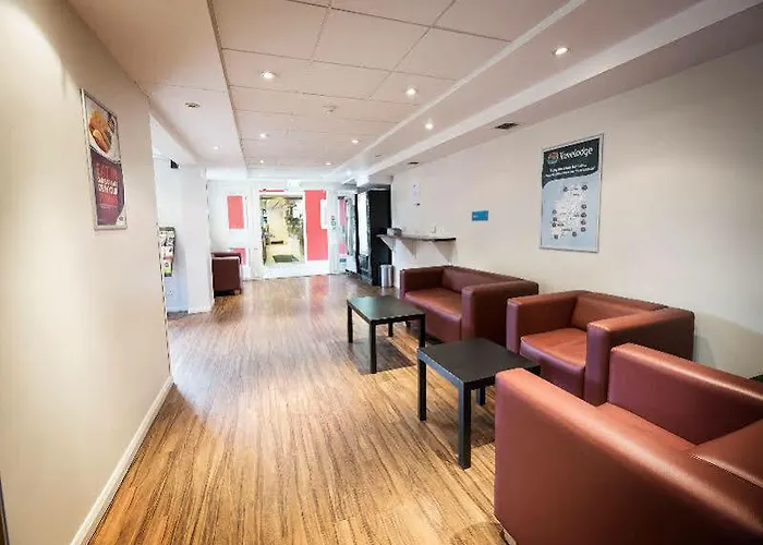 Hotel Travelodge Dublin Airport North 'swords' 3*