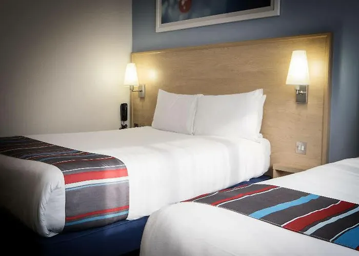 Travelodge Dublin Airport North 'swords' Hotel 3*